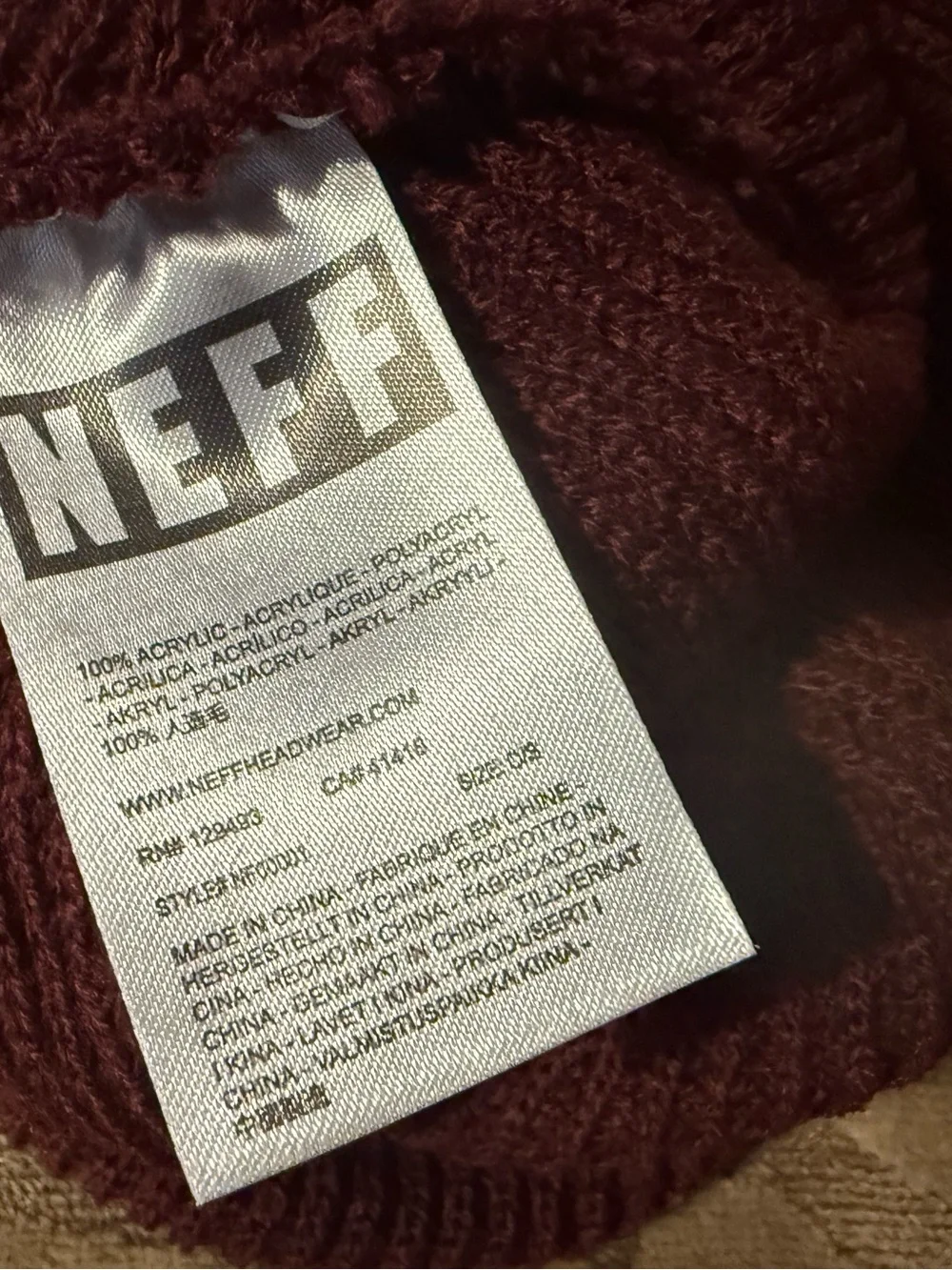 ✨NEFF 100% Acrylic Beanie✨